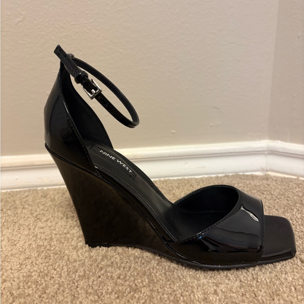 Nine West Glossy Black Wedge Heels